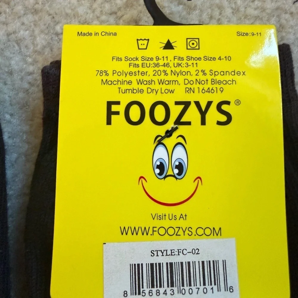 🩷 3/$18 Foozy’s Novelty Socks tropical toucan night cats dogs animal socks